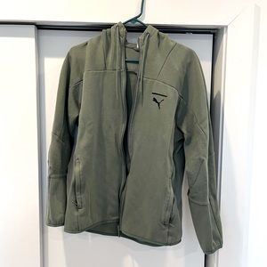 Men’s green Puma hoodie size Medium